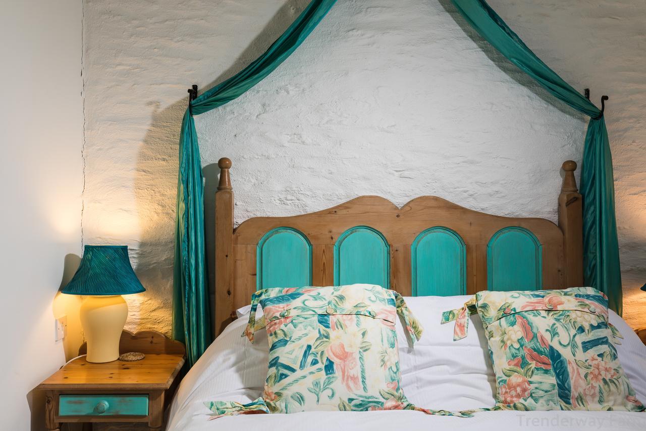 Bed and Breakfast Trenderway Farm à Looe Extérieur photo