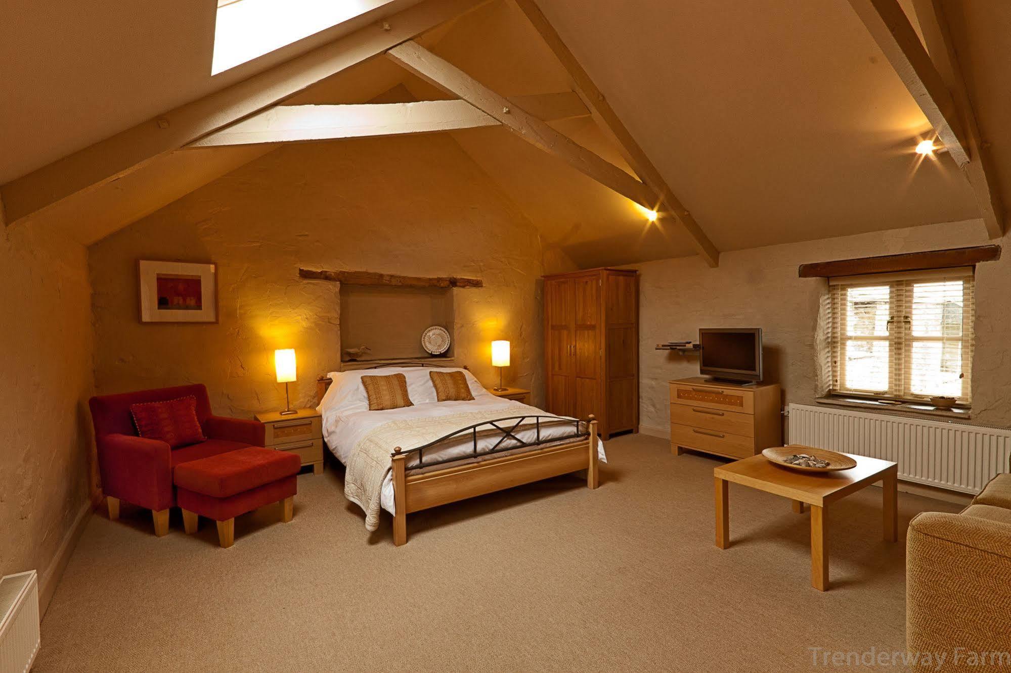 Bed and Breakfast Trenderway Farm à Looe Extérieur photo