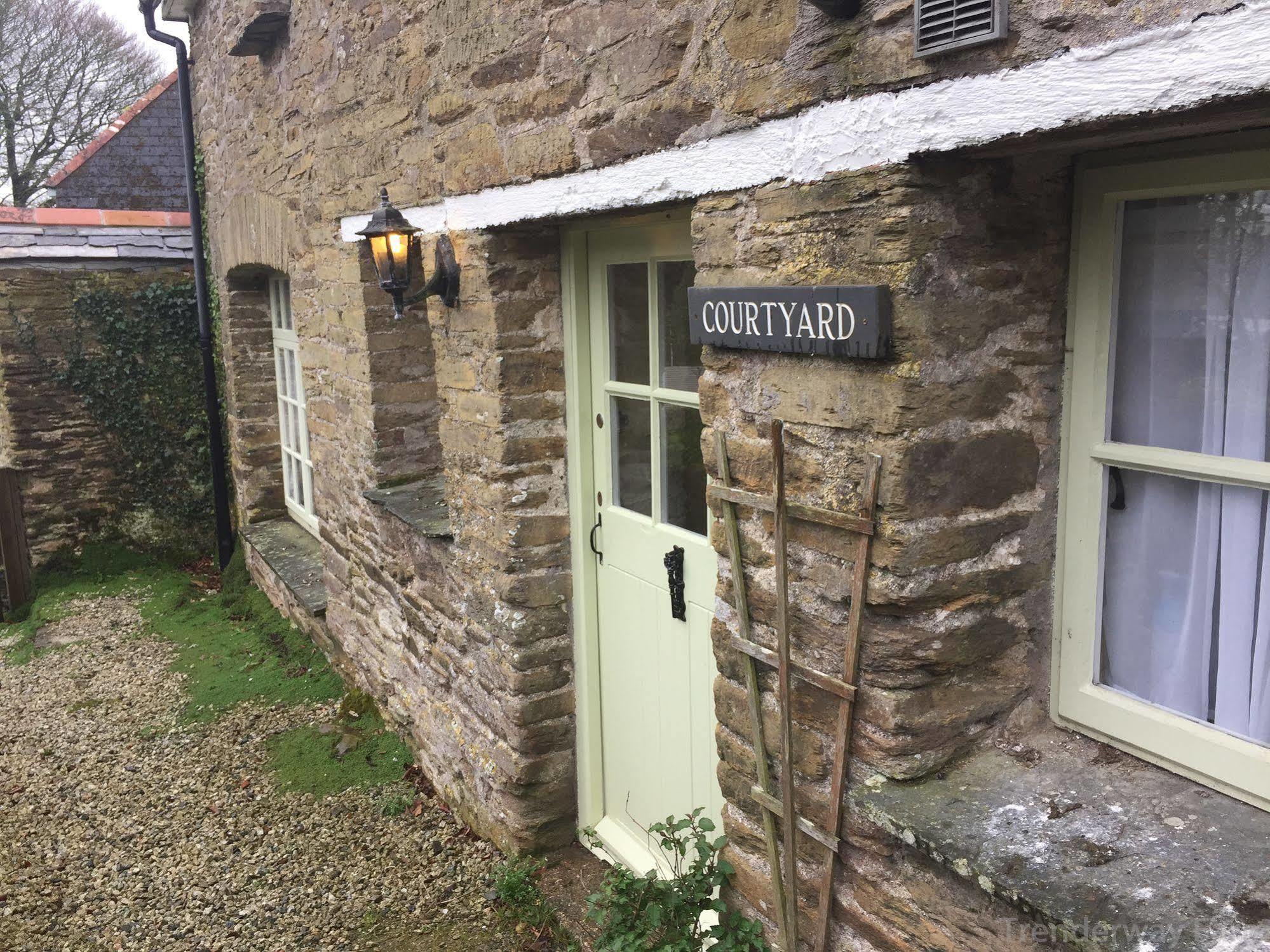 Bed and Breakfast Trenderway Farm à Looe Extérieur photo
