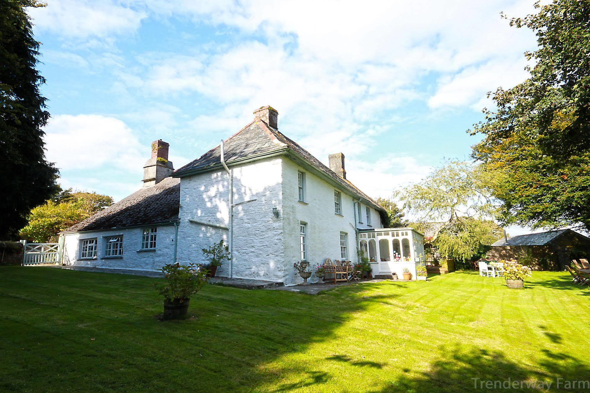 Bed and Breakfast Trenderway Farm à Looe Extérieur photo